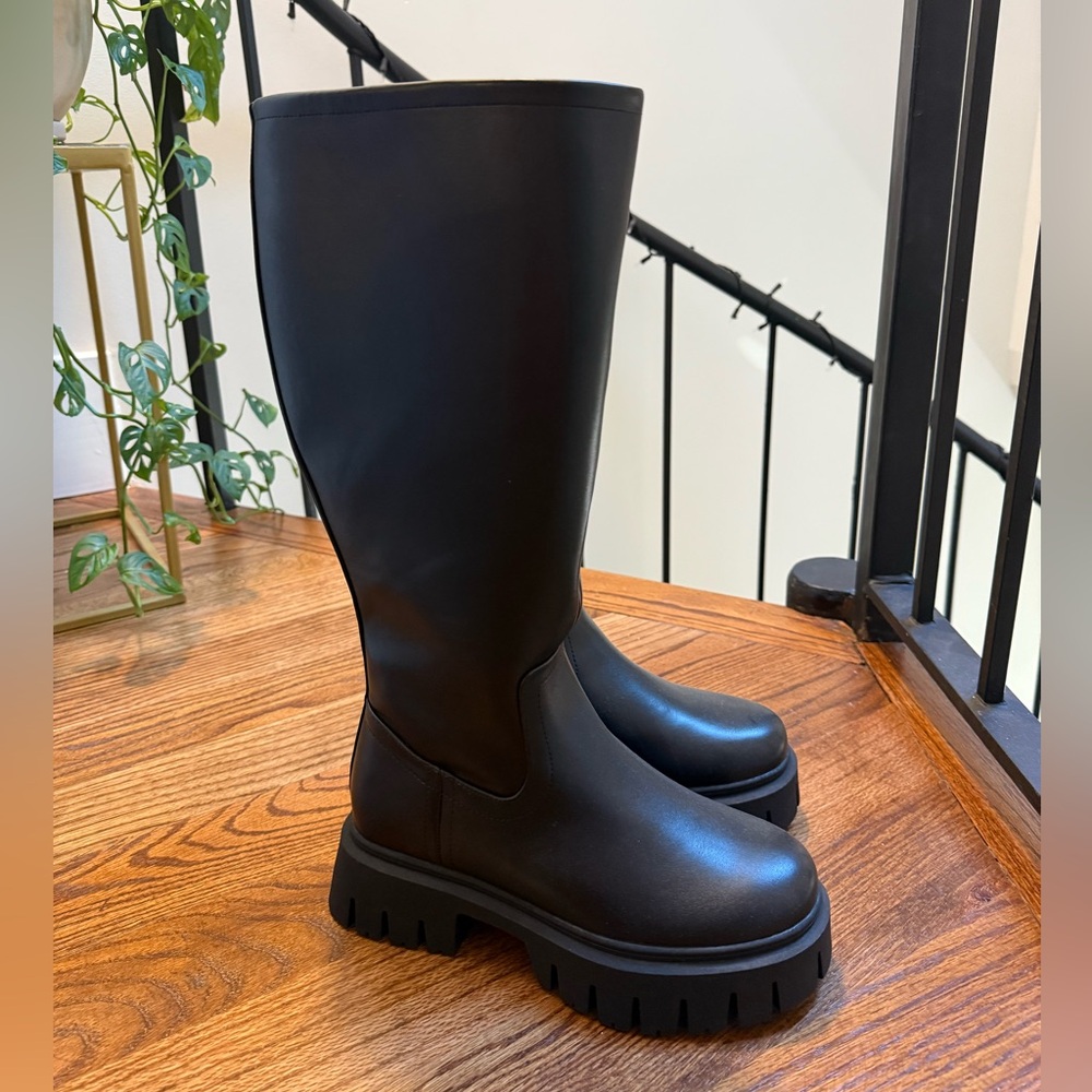 Black Women's Wide Calf Knee High Chunky Boots Size 7